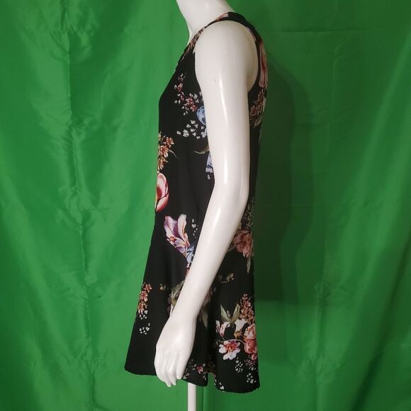 Anaelle Black Floral Dress - Picture 4 of 7